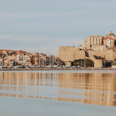 Апартаменты Calvi. T2 2/4 Personnes A 100 Metres De La Plage Кальви Экстерьер фото